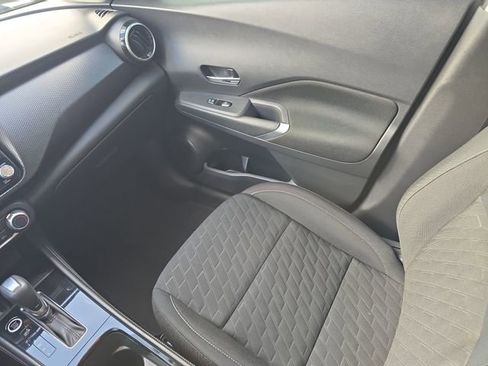 Certified 2024 Nissan Kicks SV FWD image 15