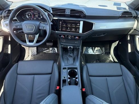 Used 2025 Audi Q3 2.0T Premium w/ Convenience Package AWD/4WD image 13