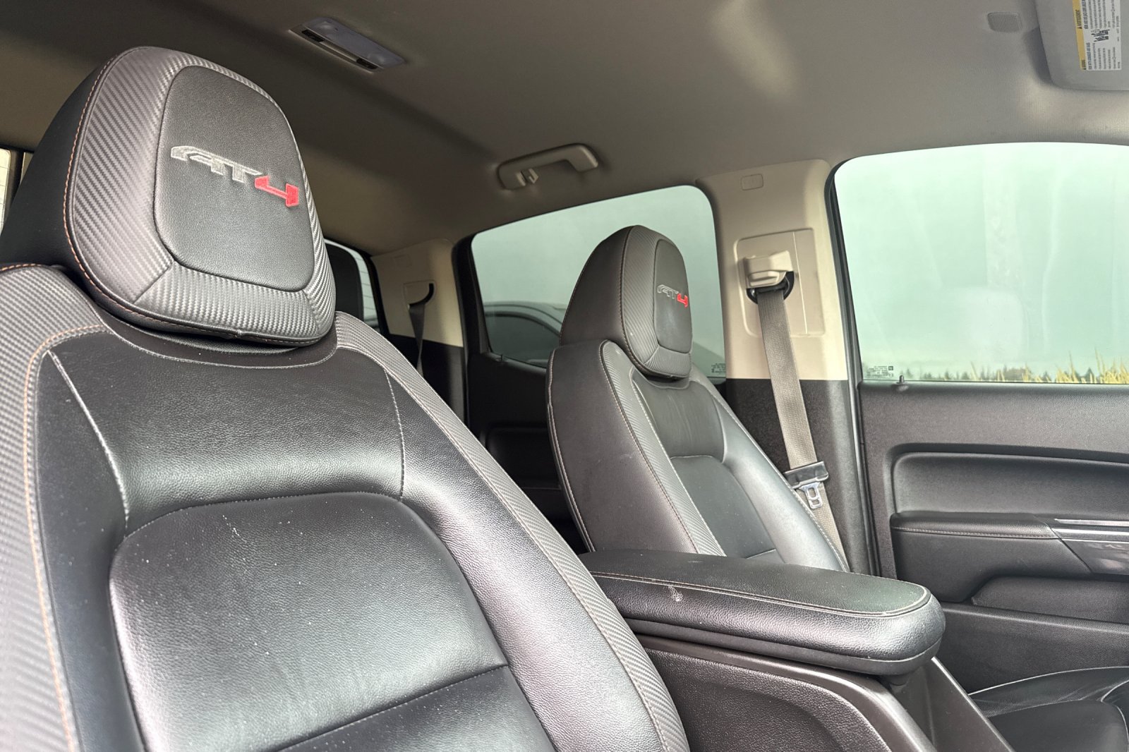 Used 2021 GMC Canyon AT4 w/ Driver Alert Package AWD/4WD image 18