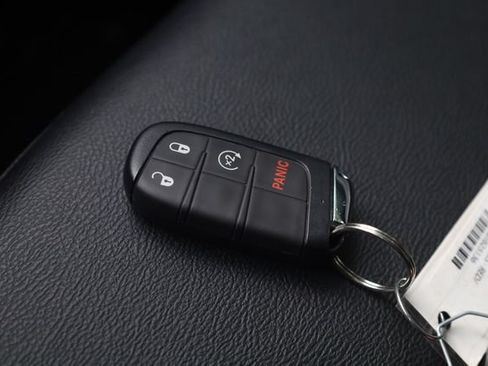 Used 2025 Jeep Compass Limited AWD/4WD image 24