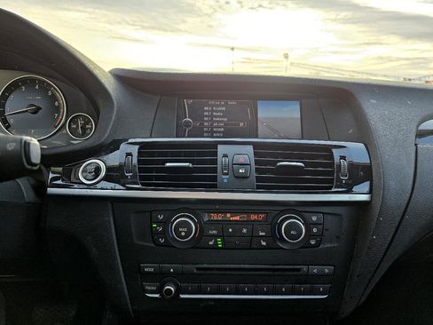 Used 2012 BMW X3 xDrive28i image 14