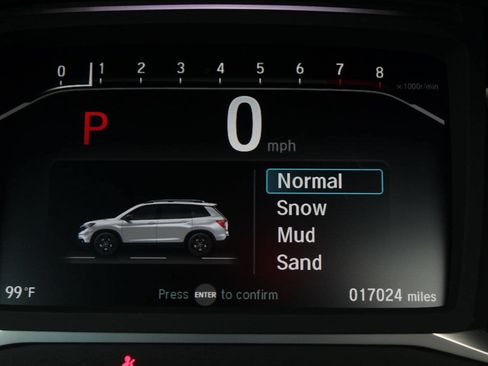 Used 2025 Honda Passport Black Edition image 39