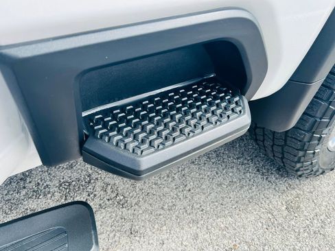 Used 2021 GMC Sierra 2500 Denali w/ Denali Ultimate Package image 25