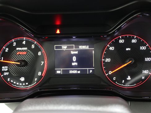 Used 2024 Chevrolet Trax RS w/ Driver Confidence Package FWD image 14