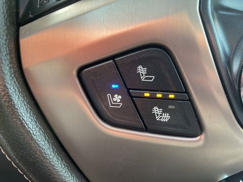 Used 2019 GMC Sierra 2500 Denali w/ Duramax Plus Package AWD/4WD image 25