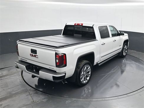 Used 2018 GMC Sierra 1500 Denali w/ Denali Ultimate Package image 17