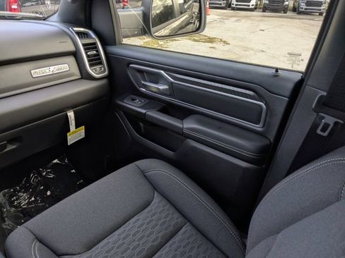 New 2026 RAM 1500 Lone Star AWD/4WD image 16