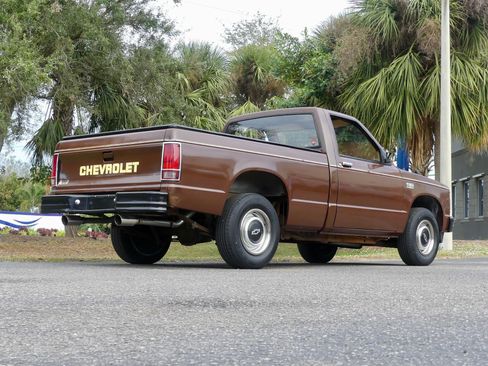 Used 1988 Chevrolet S10 Pickup 2WD Regular Cab image 22