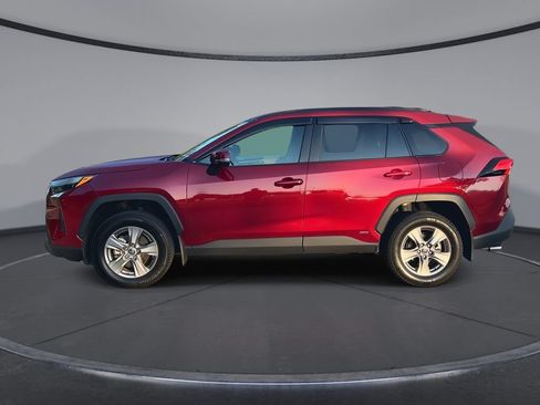 Certified 2024 Toyota RAV4 XLE w/ Convenience Package AWD/4WD image 5