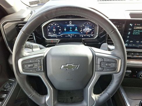 Used 2024 Chevrolet Silverado 1500 RST w/ Convenience Package II AWD/4WD image 18