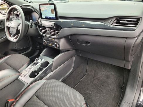 Used 2024 Ford Escape ST-Line image 17