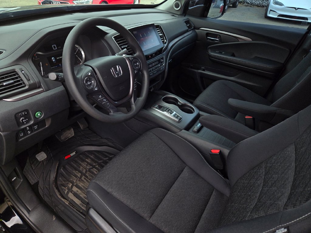 Used 2021 Honda Ridgeline Sport image 10