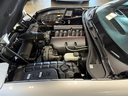 Used 1997 Chevrolet Corvette Coupe w/ Memory Pkg image 48