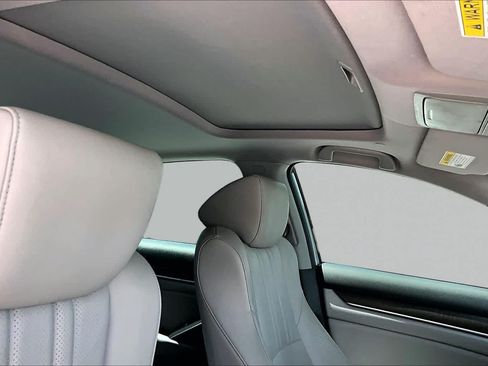 Used 2018 Honda Accord EX-L image 14