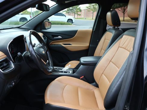 Used 2020 Chevrolet Equinox Premier FWD image 10