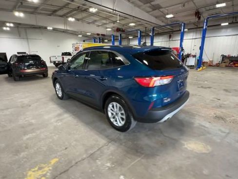 Used 2020 Ford Escape SE image 8