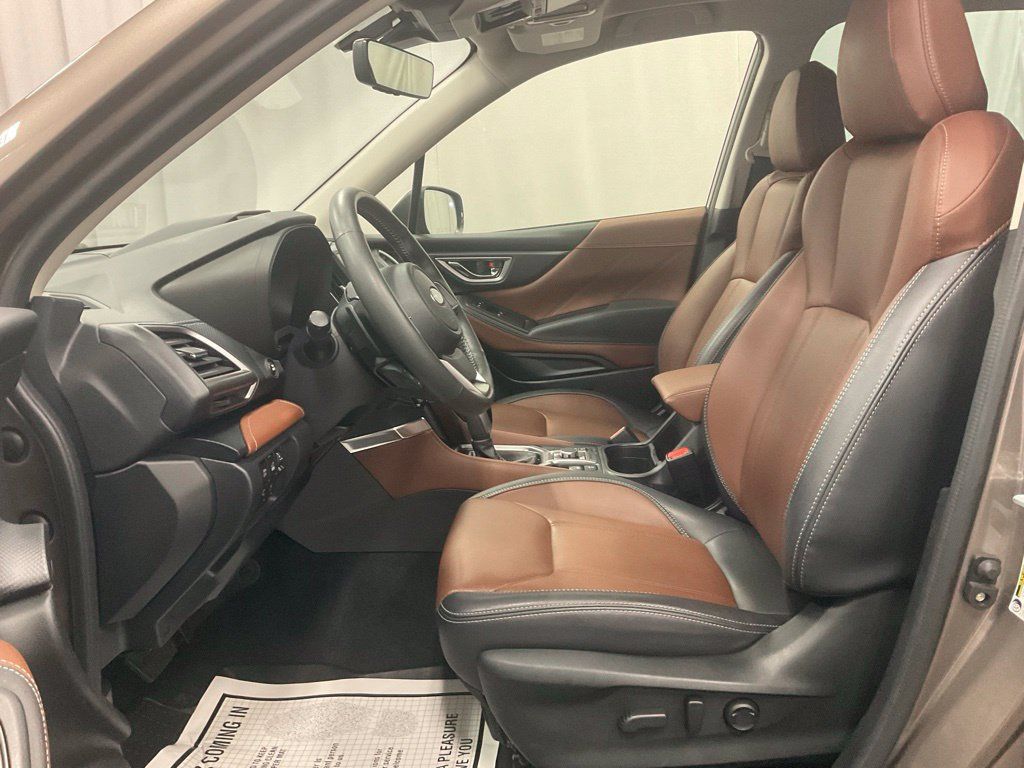 Used 2023 Subaru Forester Touring AWD/4WD image 13
