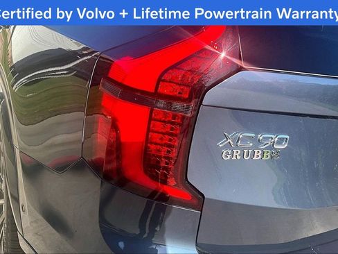 Used 2025 Volvo XC90 B6 Plus image 41