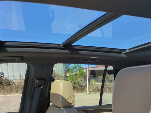 Used 2021 Chevrolet Tahoe Premier w/ Premium Package 2 image 14