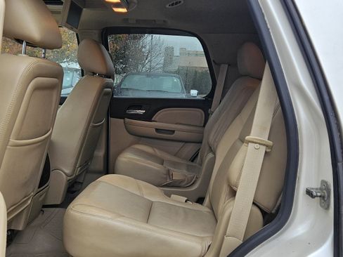 Used 2012 GMC Yukon Denali image 17