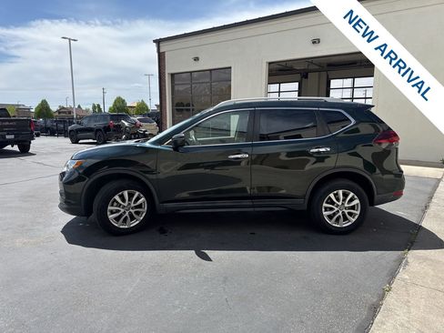 Used 2020 Nissan Rogue SV AWD/4WD image 4