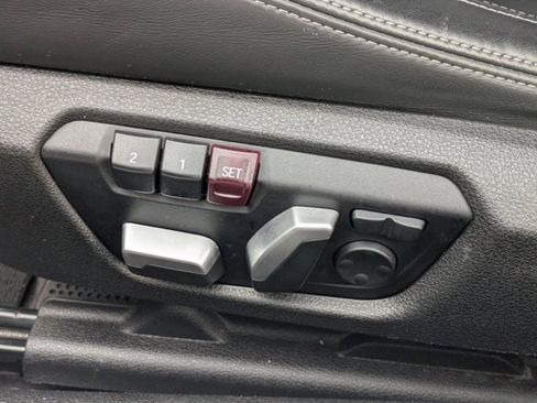 Used 2019 BMW M4 Base image 13