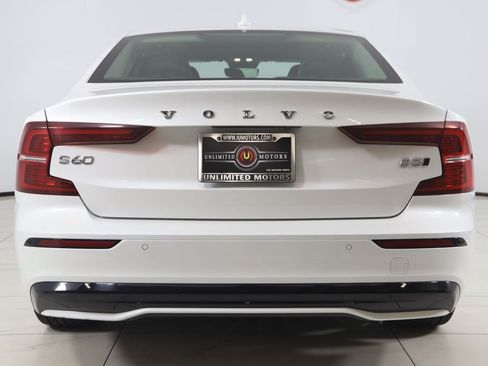 Used 2024 Volvo S60 B5 Plus AWD/4WD image 42
