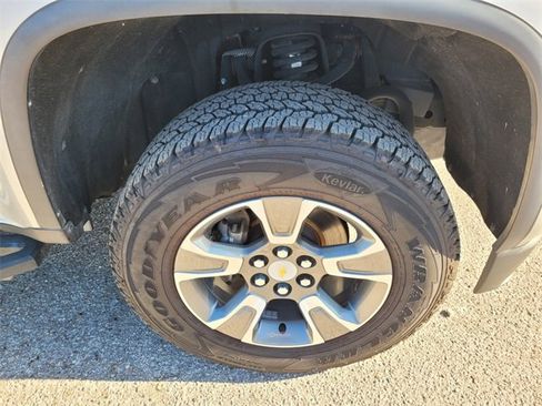 Used 2019 Chevrolet Colorado Z71 image 20