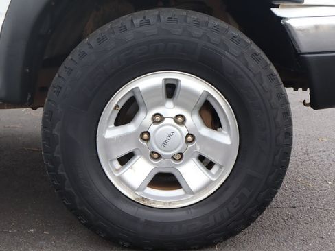 Used 2003 Toyota Tacoma 4x4 Regular Cab image 31