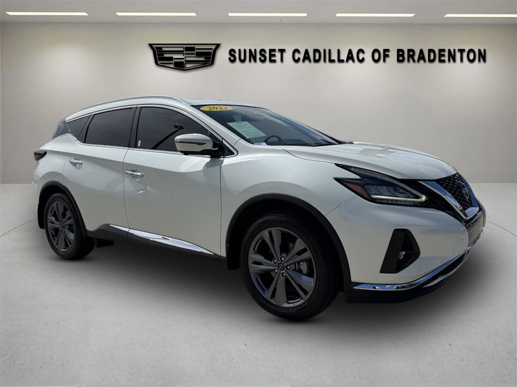 Used 2023 Nissan Murano Platinum w/ Cargo Package FWD image 1