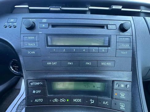 Used 2010 Toyota Prius Five image 30