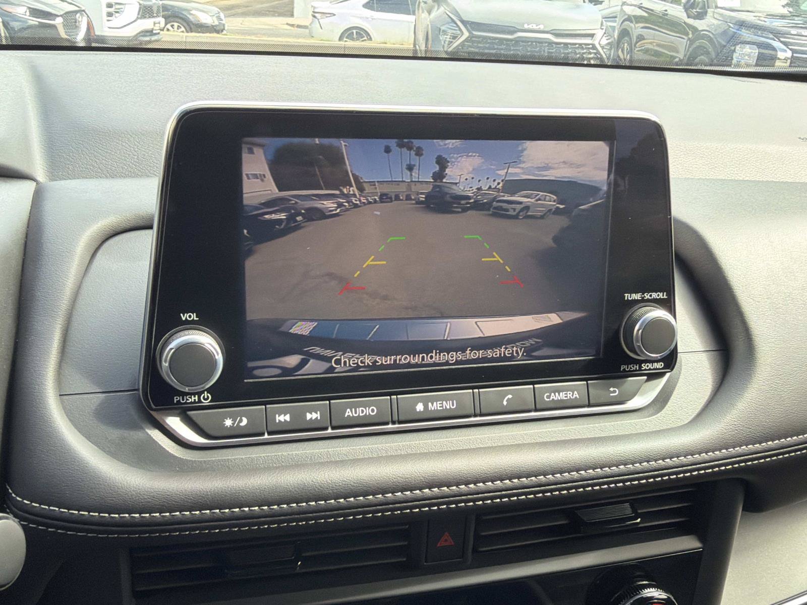 Used 2026 Nissan Rogue SV FWD image 27