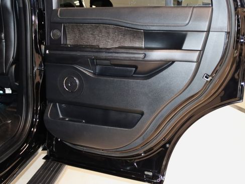 Used 2020 Ford Expedition Limited AWD/4WD image 66