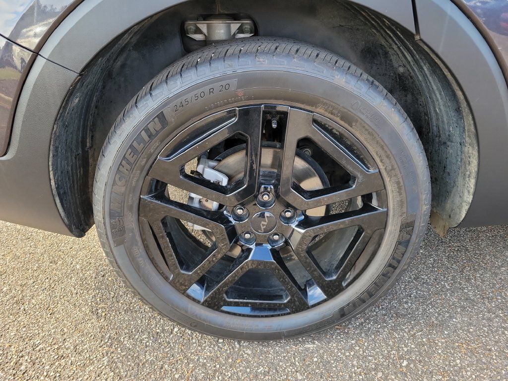 Used 2025 Kia Telluride EX X-Line AWD/4WD image 11