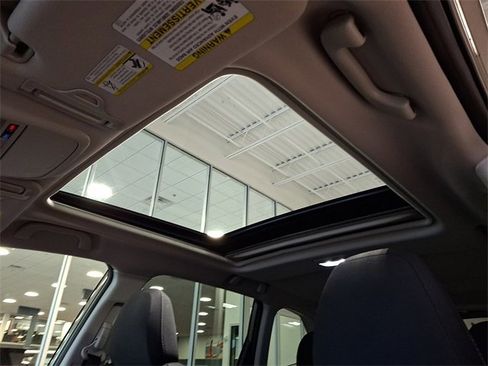 Certified 2022 Subaru Forester Premium w/ Popular Package #1 image 13