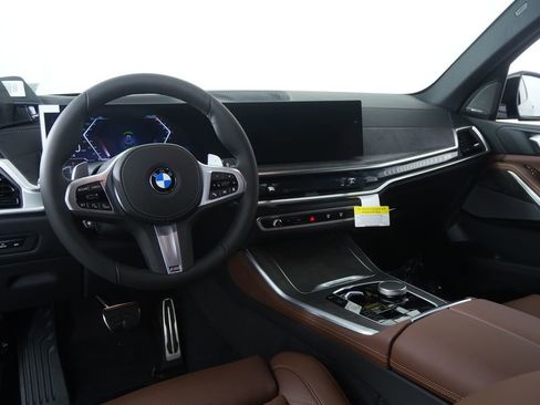 New 2026 BMW X5 sDrive40i w/ M Sport Package RWD image 18