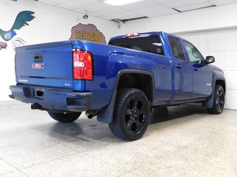 Used 2017 GMC Sierra 1500 SLE w/ Elevation Edition AWD/4WD image 4