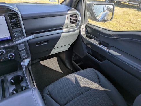 Used 2022 Ford F150 XLT w/ Equipment Group 302A High AWD/4WD image 16