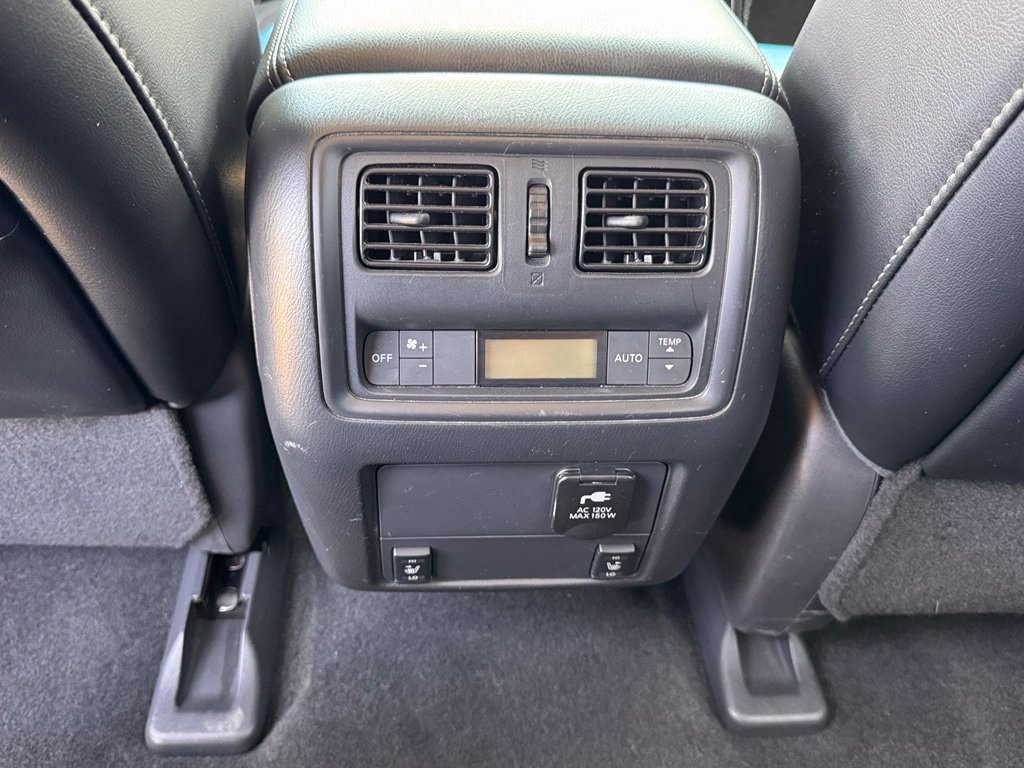 Used 2015 Nissan Pathfinder Platinum w/ Cargo Package FWD image 30