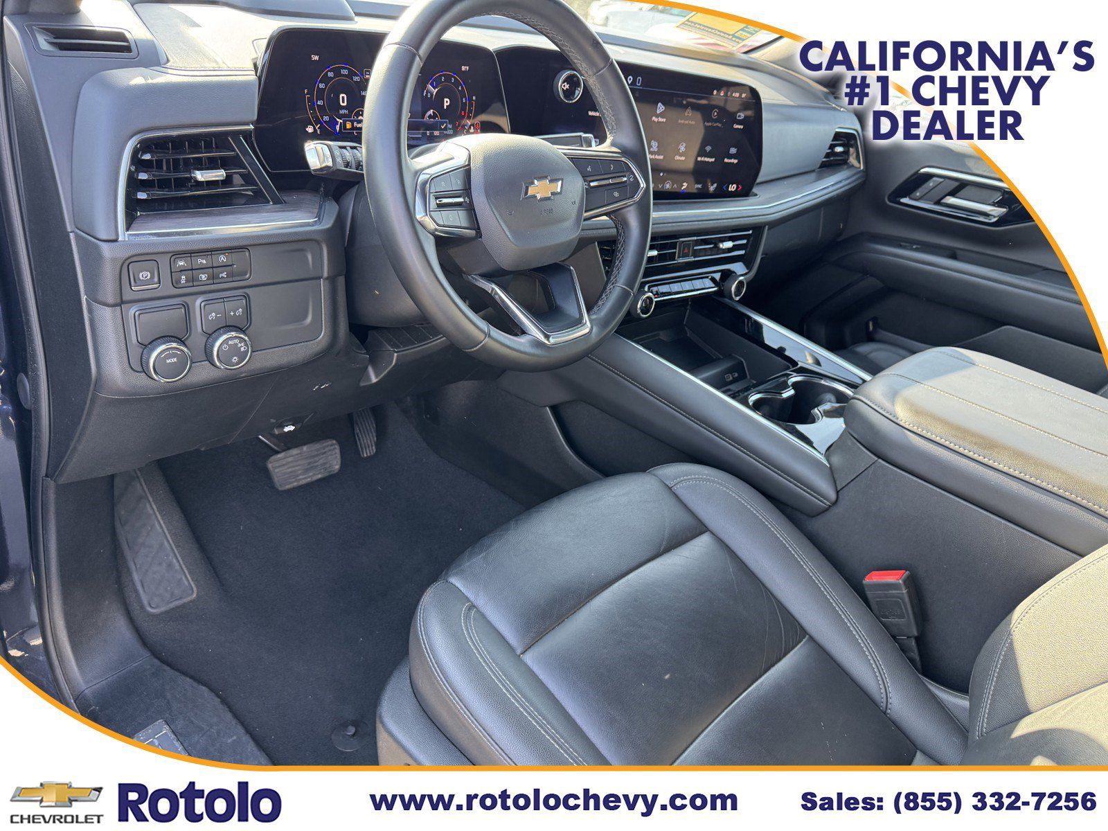 Used 2025 Chevrolet Suburban LT RWD image 17