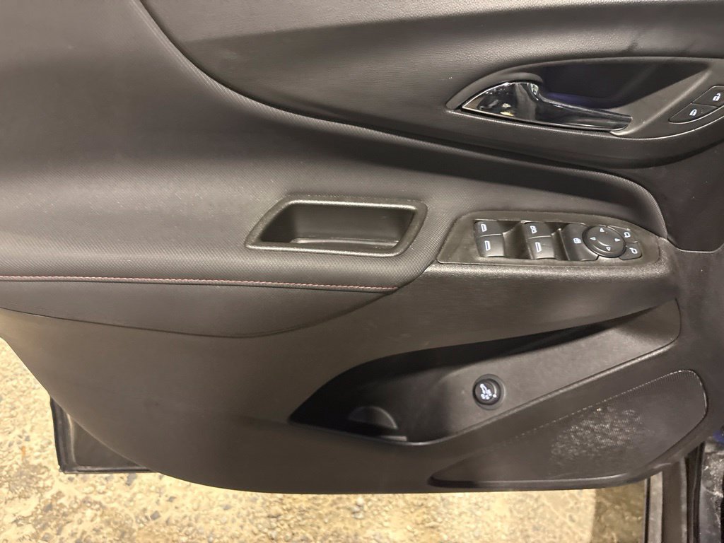 Used 2024 Chevrolet Equinox RS AWD/4WD image 13