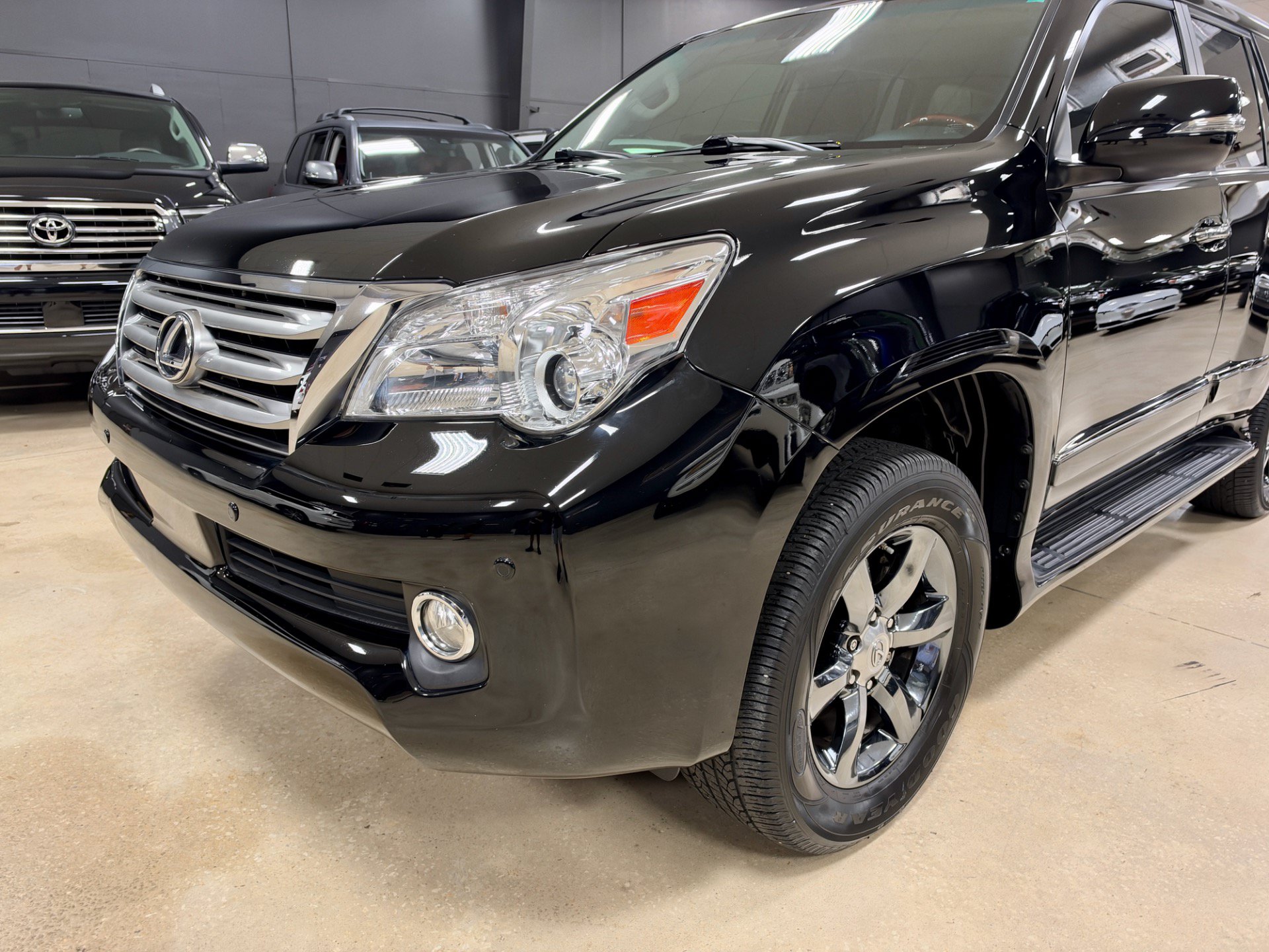 Used 2012 Lexus GX 460 w/ Comfort Plus Pkg AWD/4WD image 13