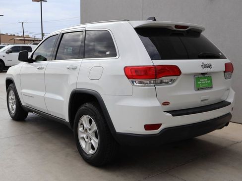 Used 2016 Jeep Grand Cherokee Laredo RWD image 3