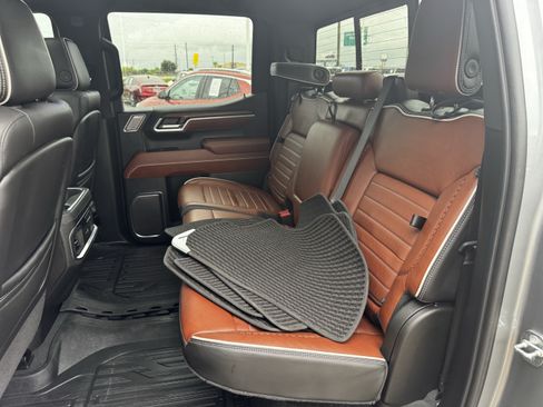 Used 2024 GMC Sierra 1500 Denali Ultimate AWD/4WD image 30