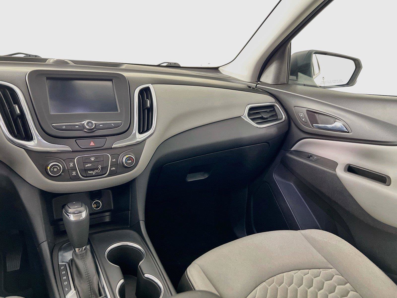 Used 2018 Chevrolet Equinox LS FWD image 24
