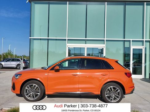 Used 2025 Audi Q3 2.0T Premium w/ Convenience Package AWD/4WD image 2