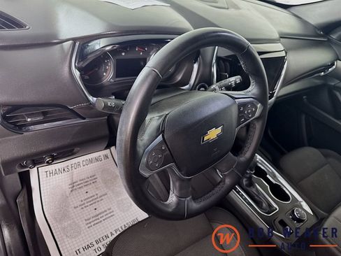 Used 2023 Chevrolet Traverse LT w/ Rear Camera Mirror Package AWD/4WD image 11