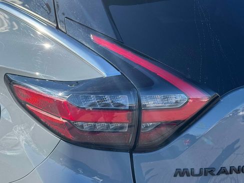 Used 2024 Nissan Murano SV w/ SV Midnight Edition Package image 11