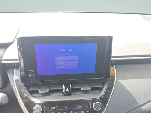Used 2024 Toyota Corolla LE FWD image 18