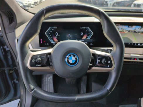 Used 2024 BMW iX xDrive50 w/ Sport Package AWD/4WD image 18